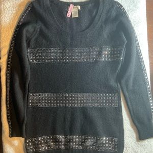 Vertigo Paris Women's Black Long Sweater Size Small